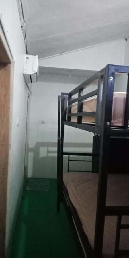 Cheap Inn Banyuwangi Banyuwangi  Exterior photo